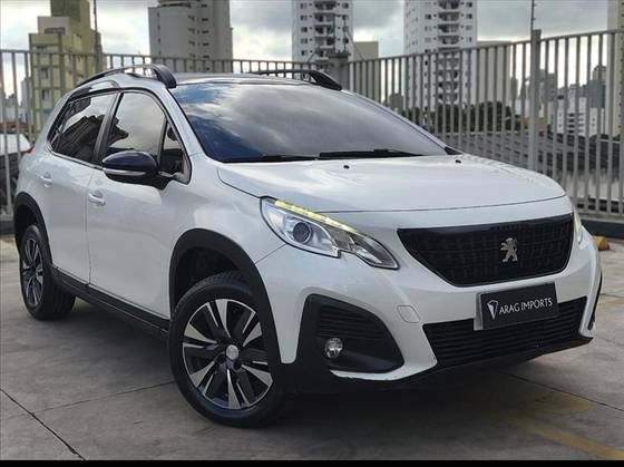 PEUGEOT 2008 1.6 16V THP FLEX GRIFFE 4P AUTOMÁTICO PEUGEOT 2008 1.6 16V THP FLEX GRIFFE 4P AUTOMÁTICO